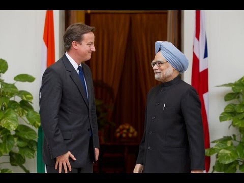 VVIP chopper deal: PM conveys India's concerns, Cameron assures cooperation