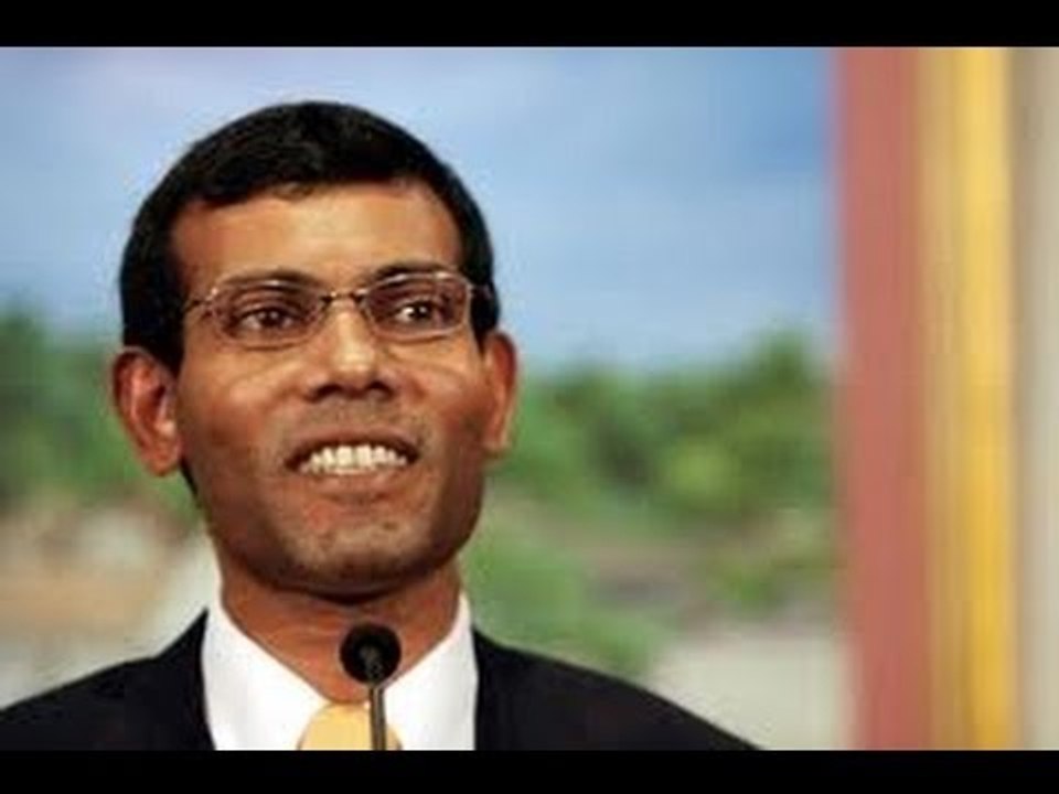Mohamed Nasheed produced in court in a power abuse case
