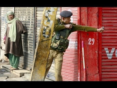 J&K: Militants attack CRPF camp, 5 jawans killed - NewsX