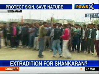 Srinagar celebrates Holi with enthusiasm