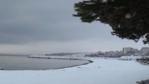 Van Gölü Sahilinde Kış Güzelliği
