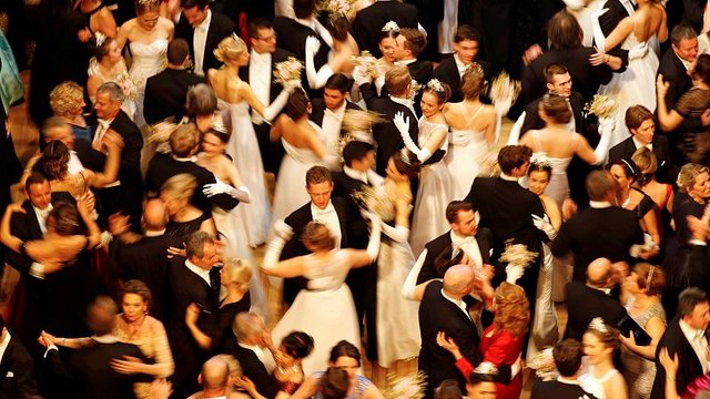 Венский бал с Кончитой Вурст и Анной Нетребко