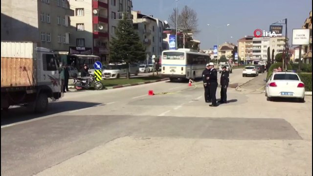 Yolun karşısına geçmeye çalışan genç kız otomobilin çarpması sonucu hayatını kaybetti