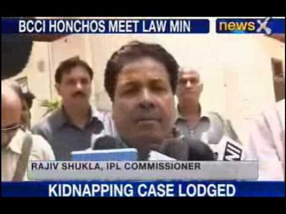 BCCI honchos meet Sibal