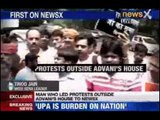 Modi sena leader protests outside Advani's house