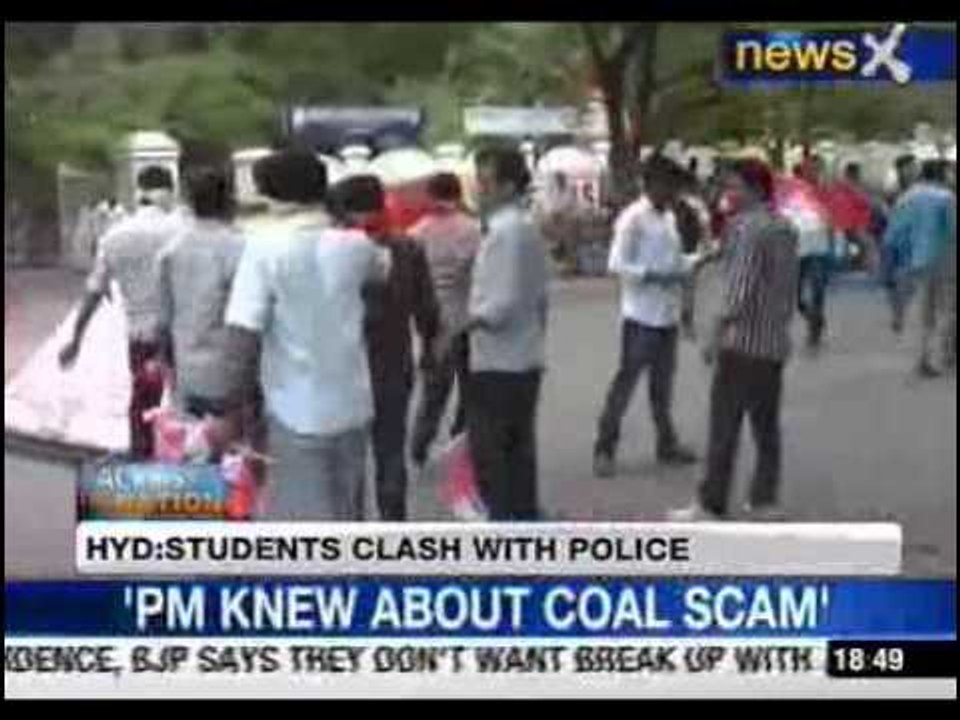 Hyderabad: Students clash with police
