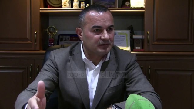 Pas naftës, ndotje edhe nga plehrat në Mallakastër - Top Channel Albania - News - Lajme
