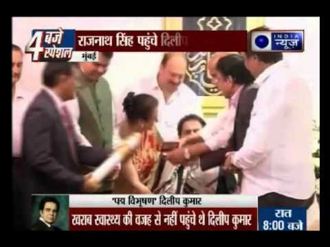 Dilip Kumar gets Padma Vibhushan award