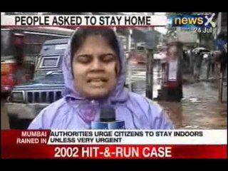 NewsX: Mumbai virtually halts due to heavy rainfall