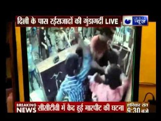 Seven youngster thrashes the restaurant owner in Nodia