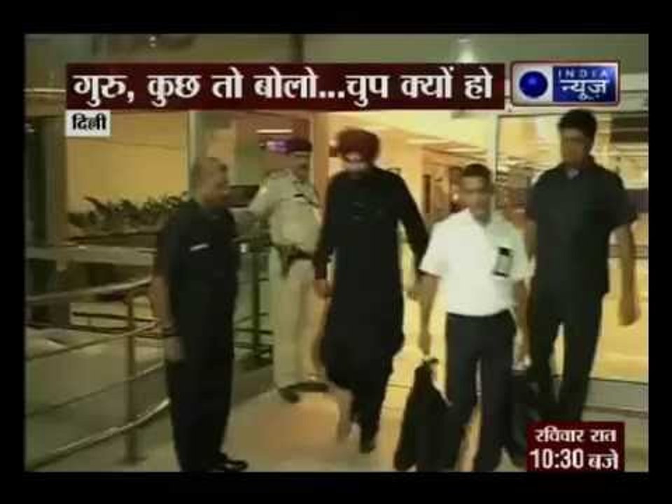 Navjot Singh Sidhu evades questions by media about hoining Aam Aadmi Party