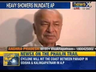 Cyclone Phailin closer to Gopalpur coast, over 5.5 lakh people evacuated, says Shinde