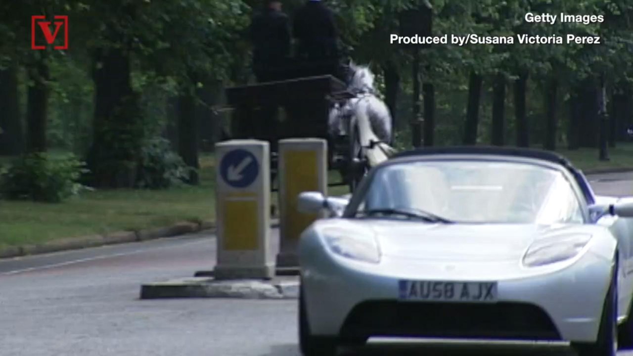 Tesla Will Soon Be Selling Cars Online Only, Cl...