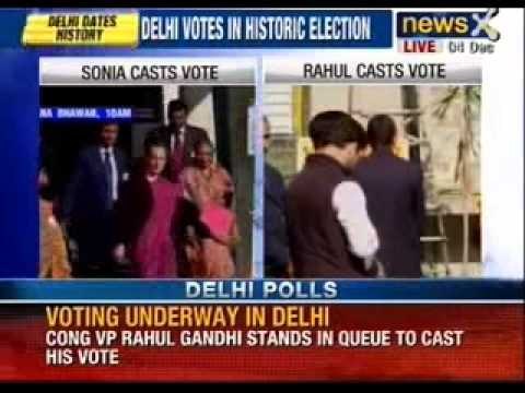 Delhi Assembly elections 2013 : Priyanka, Rahul Gandhi cast votes - NewsX