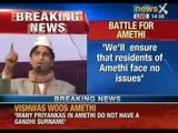 AAP leader Kumar Vishwas addresses in Amethi, Rahul Gandhi is eating with Dalit won't help