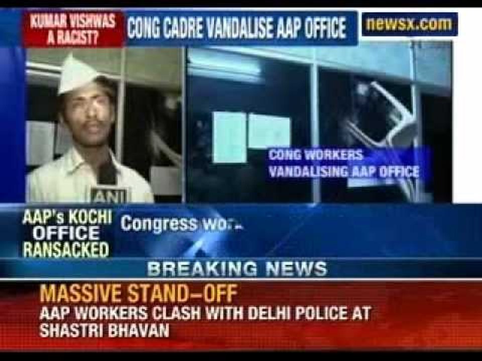 AAP leader Kumar Vishwas accused of racism. Mad...