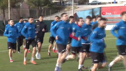 Taner Öcal: “Saha dışında olmasına rağmen bizleri de etkiliyor”