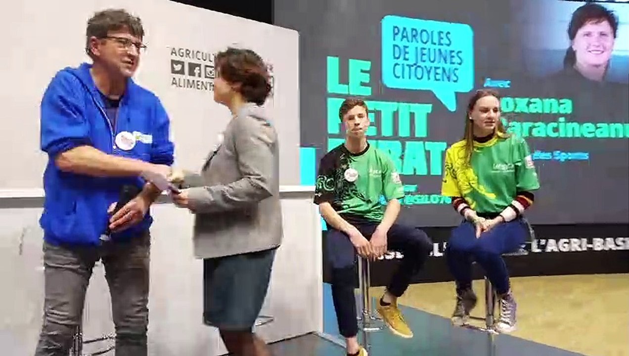 Petit débat citoyen : "sport et terroirs" avec Didier Guillaume et Roxana Maracineanu