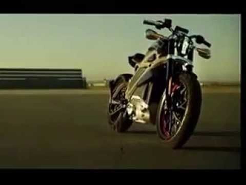 Living cars: Auto Buzz