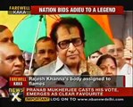 Thousands turn out for Rajesh Khanna's funeral - NewsX