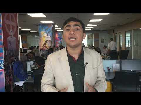 WhatsApp chat screenshot of Chetan Bhagat flirting with journalist goes viral; चेतन भगत का चैट वायरल