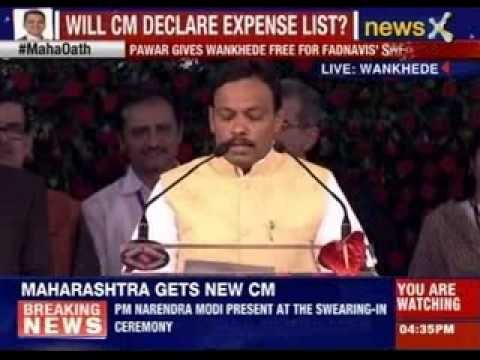 Devendra Fadnavis takes oath as Maharashtra CM