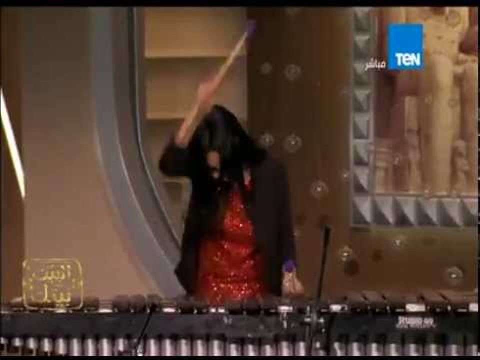 عودة البيت بيتك - الفنانة نسمة عبد العزيز تشعل...