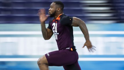 Miles Sanders runs an official 4.49 40-yard dash at 2019 combine