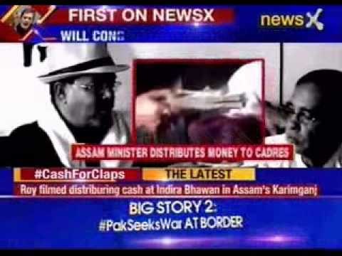 Gautam Roy seen distributing cash before Rahul's rally in Assam