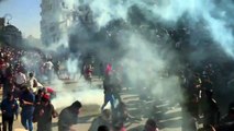 مواجهات بين شرطيين ومتظاهرين قرب القصر الرئاسي في الجزائر
