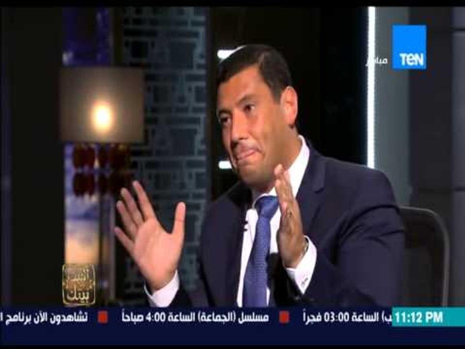 البيت بيتك - شاهد رد فعل عمرو عبد الحميد عند سؤال إسلام البحيرى .... انت ساكن فين يا اسلام ؟