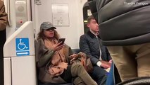 Elle refuse de pousser son sac du siège du métro pour qu'un passager puisse s'asseoir !