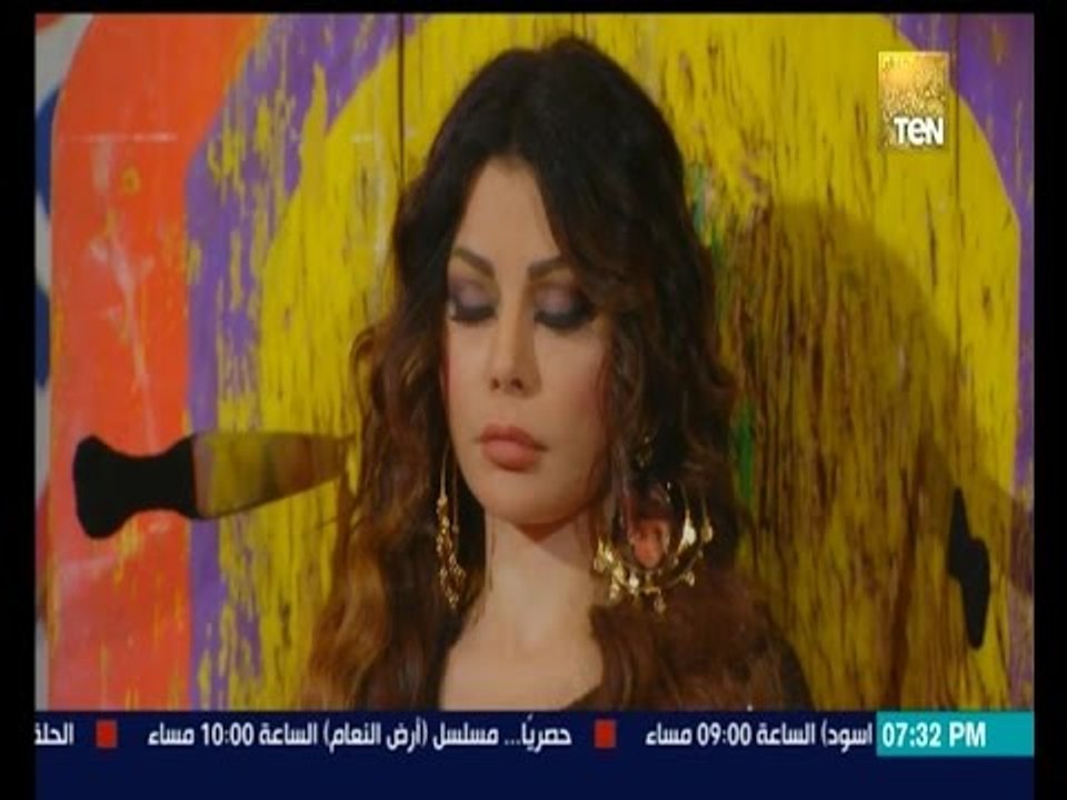 أخطر مشهد من لعبة " رمي السكاكين " نحو هيفاء وه...
