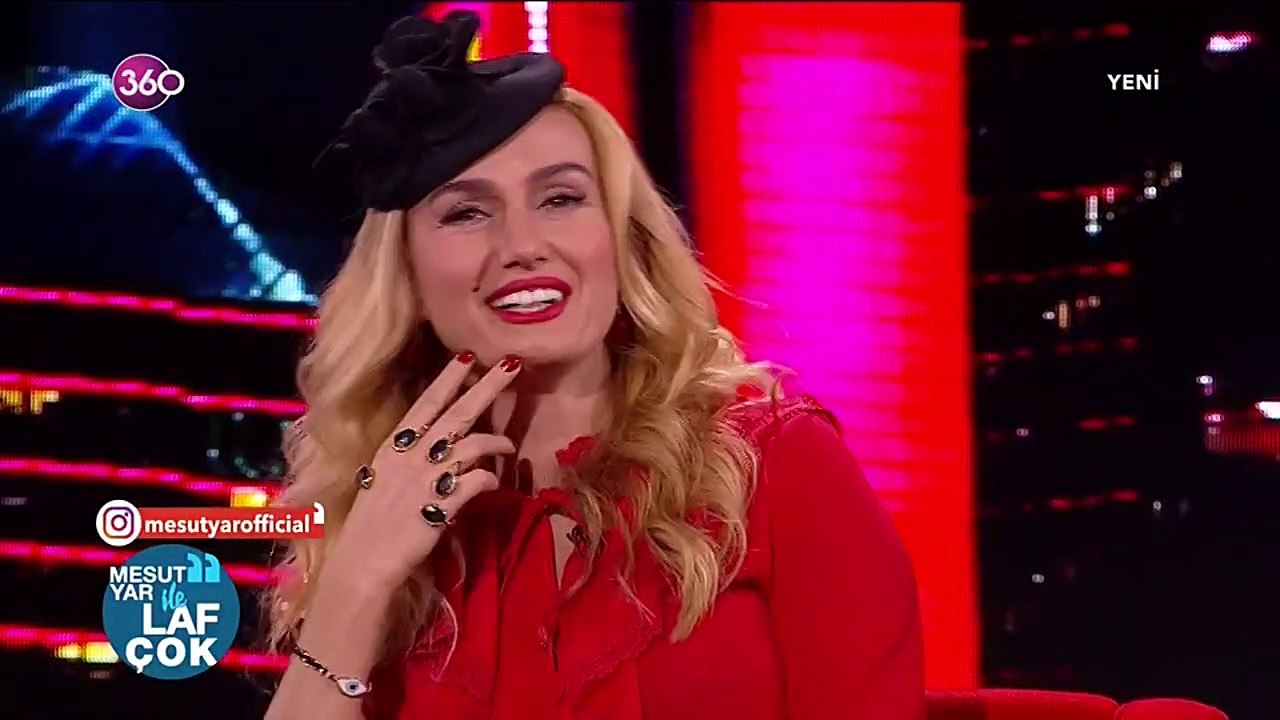 Tuğba Özay / Mesut YAR'la Laf Çok / 1 Mart 2019
