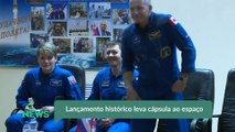 Lançamento histórico leva cápsula ao espaço