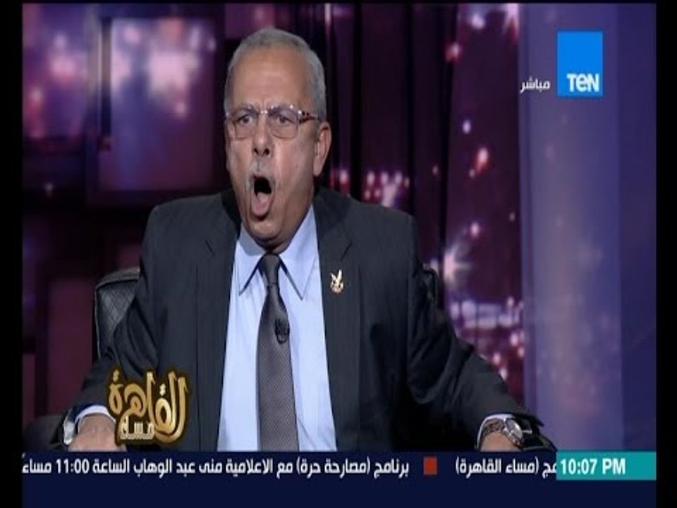 مساء القاهرة - مشادة كلامية على الهواء بسبب قانون التظاهر ودفاع رهيب عن الشرطة ضد المتظاهرين !