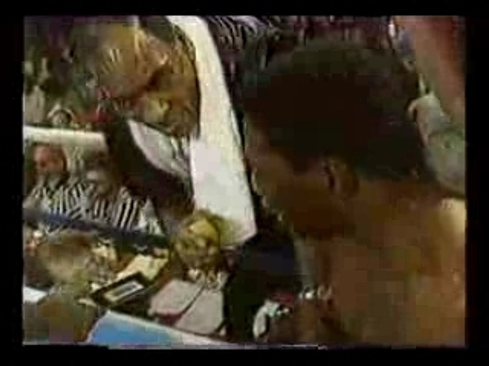 Tyson vs Trevor Berbick