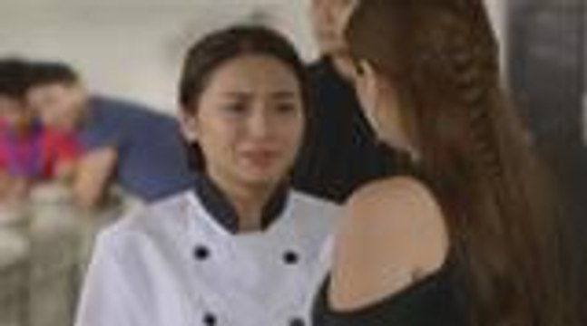 Yna, nagmakaawa kay madam Claudia
