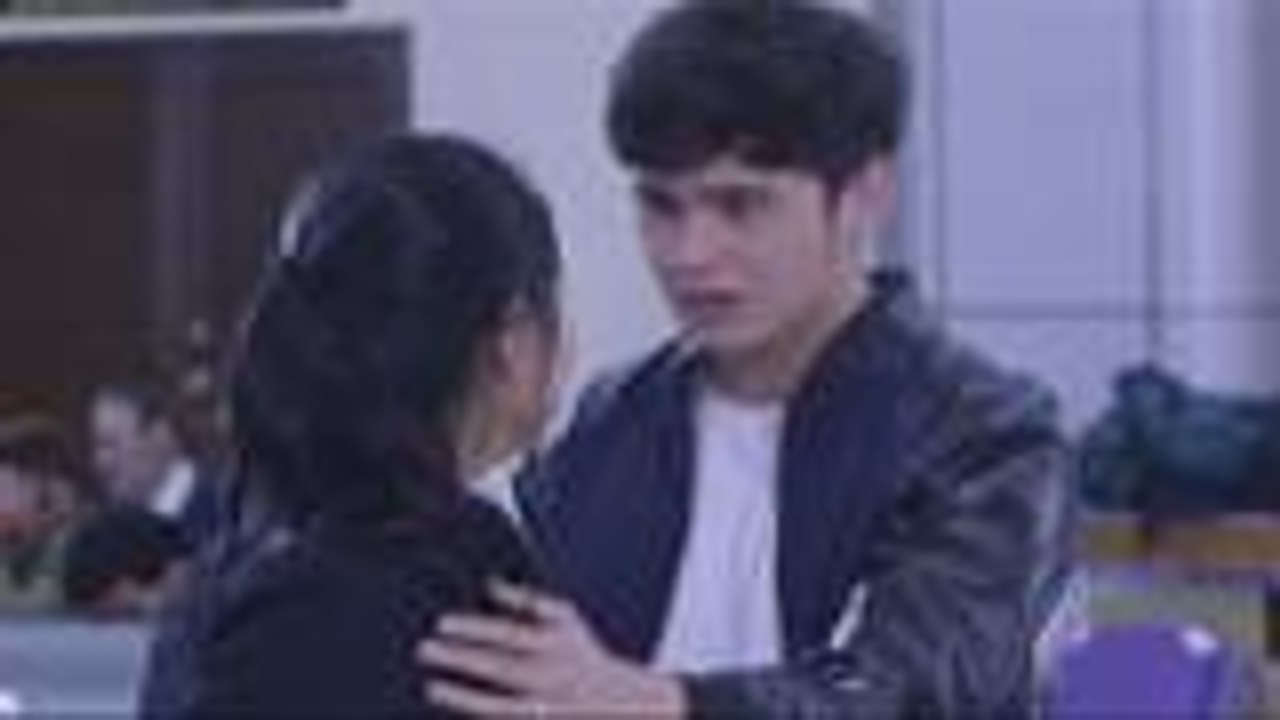 Clark, sinubukang pigilan ang pag-alis ni Leah