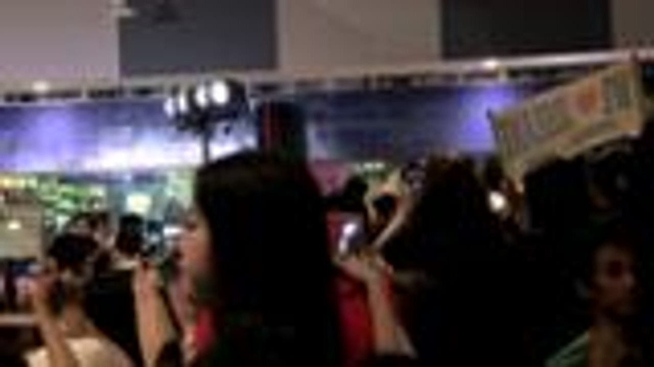 Jane, Joshua sing "Ako'y Sayo At Ika'y Akin Lamang" at the NKNKK Mall Show in Lucena