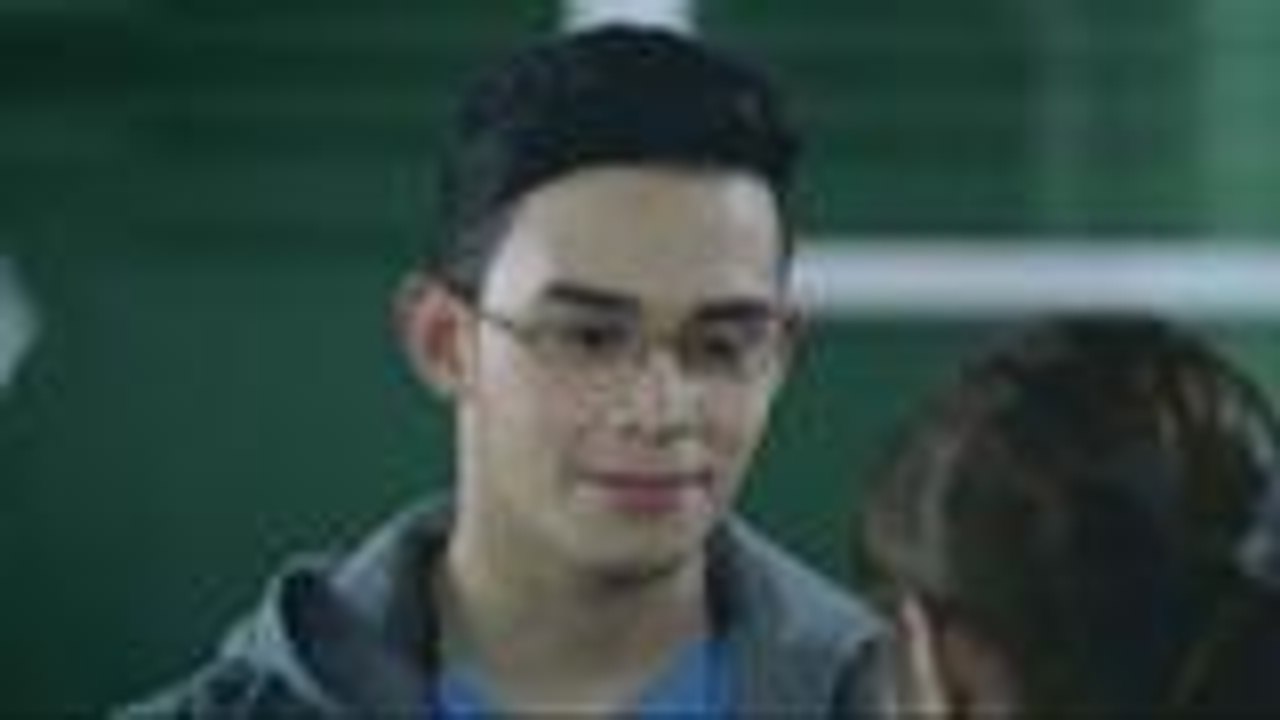 Yna, ipinahayag na hanggang kaibigan lang ang turing kay David