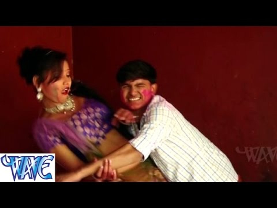 लहंगा में घुस जाता ना - Holi Me Lagali | Laddu Lal | Bhojpuri Hit Holi Song 2015