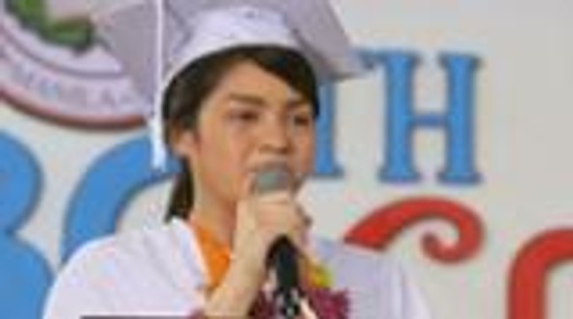 Cecilia, sinabitan ng medalya si Corinne