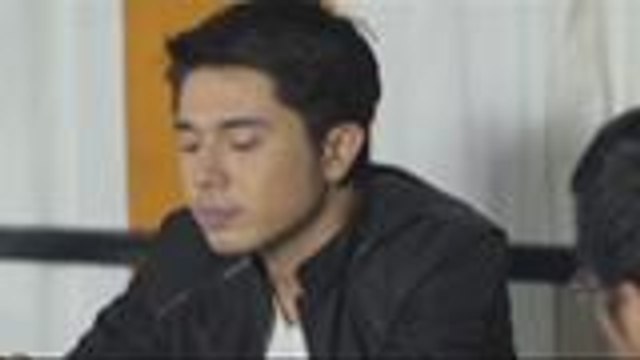 Ayaw pa rin aminin ni Carlos sa kanyang pamilya na siya ang nawawalang kapatid ni Gael