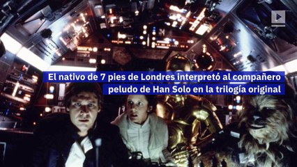 Muere Peter Mayhew, el actor de Chewbacca, a los 74 años