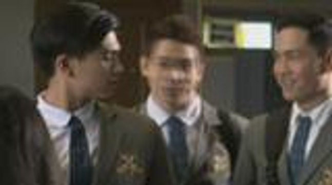 Miley, siniraan si Sophie