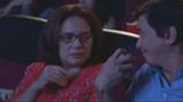 Mamay at Mang Cris, magkahawak kamay na nanood ng sine