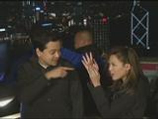 Julie, may dalang lucky charm sa Hongkong