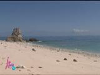 Kris and Darla try the island tour in Coron