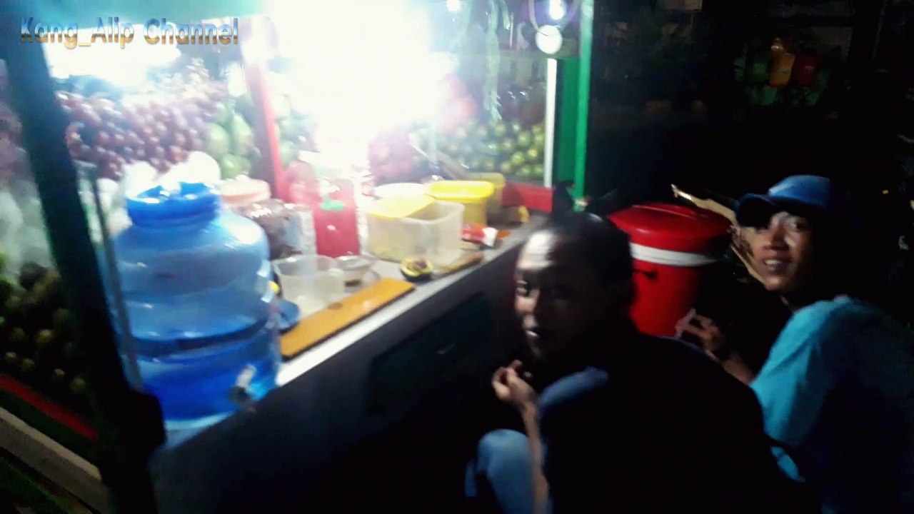 Hujan tp gerah, enaknya makan sop buah